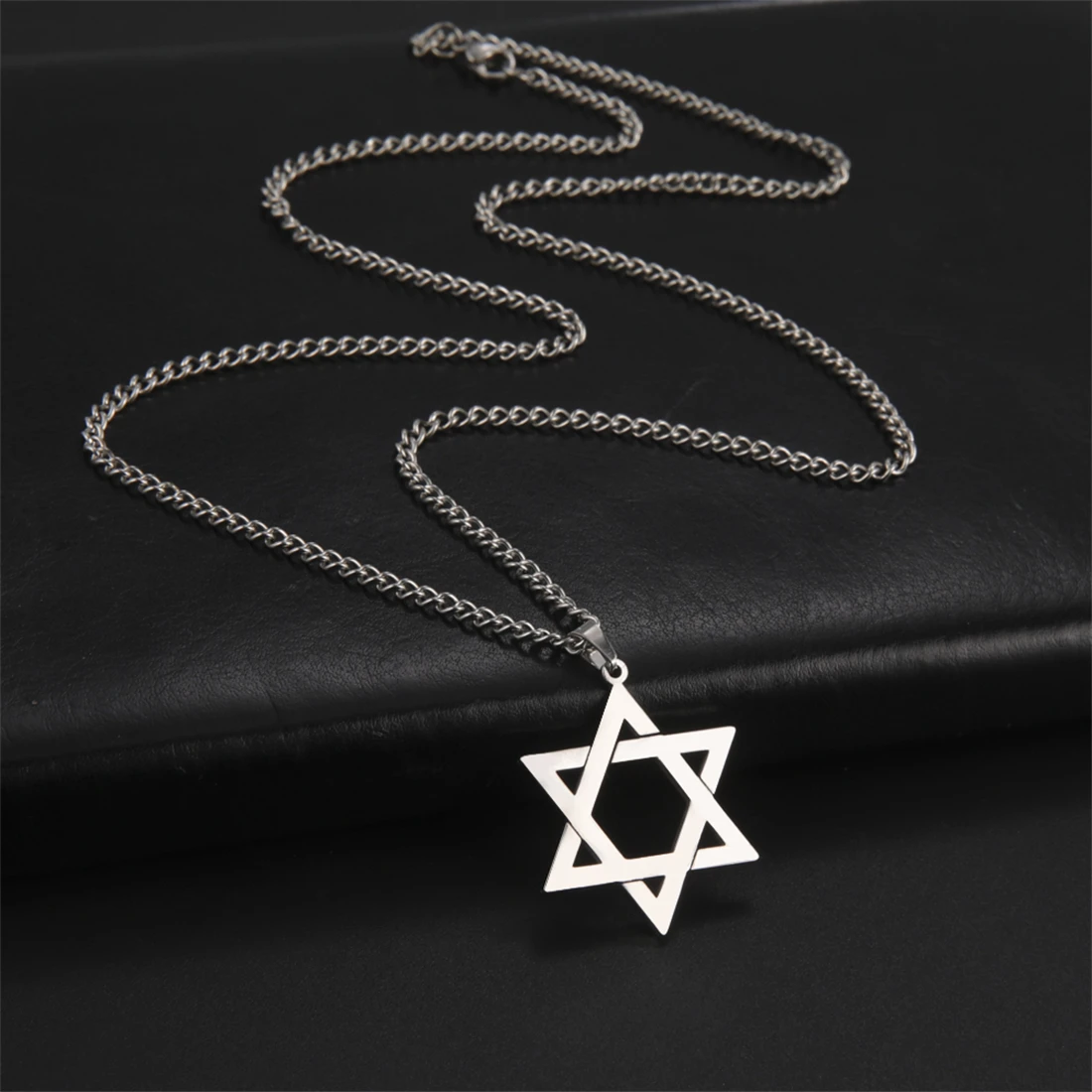 Collar Cadena Acero Inoxidable con Dije Estrella de David